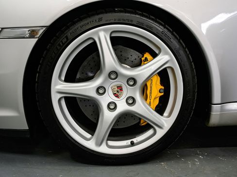 Used 2005 Porsche 911 Carrera S RWD image 45
