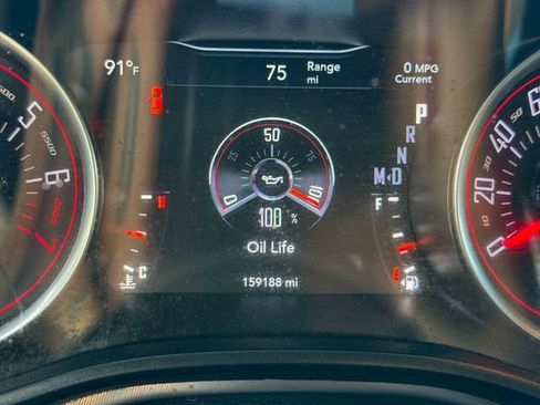 Used 2023 Dodge Challenger SXT RWD image 15