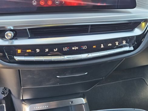 New 2026 Cadillac Lyriq V AWD/4WD image 28
