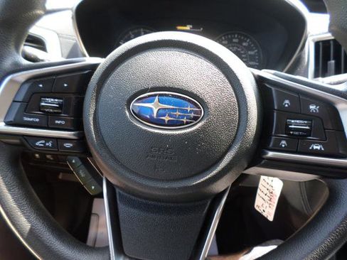 Used 2017 Subaru Impreza 2.0i Premium image 26