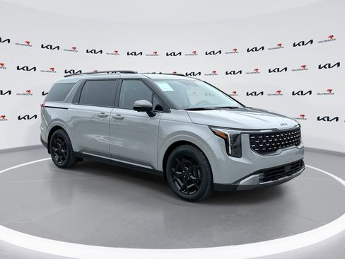 Certified 2025 Kia Carnival SX Prestige image 1