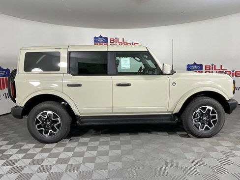 New 2026 Ford Bronco Outer Banks AWD/4WD image 2