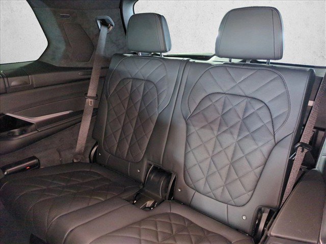 Used 2026 BMW X7 xDrive40i w/ M Sport Package AWD/4WD image 20