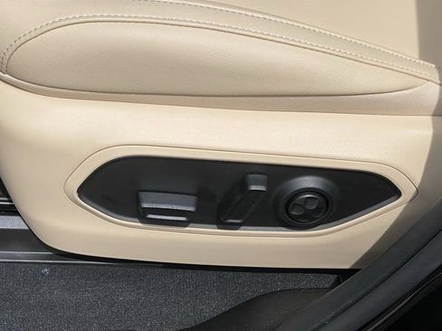 New 2026 Jeep Grand Cherokee Limited AWD/4WD image 16