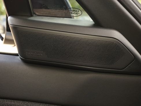 Used 2025 Land Rover Range Rover Sport Dynamic SE image 28