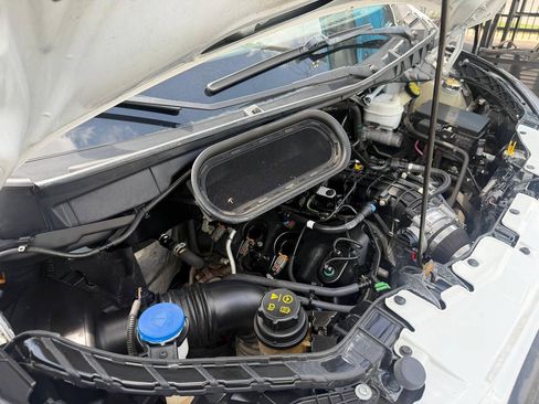 Used 2019 Ford Transit 350 148 Medium Roof RWD image 20