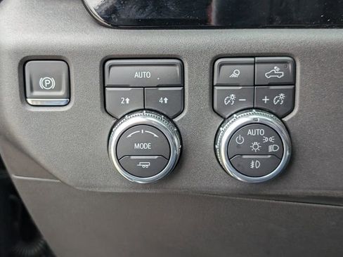 Certified 2025 GMC Sierra 1500 SLT AWD/4WD image 24