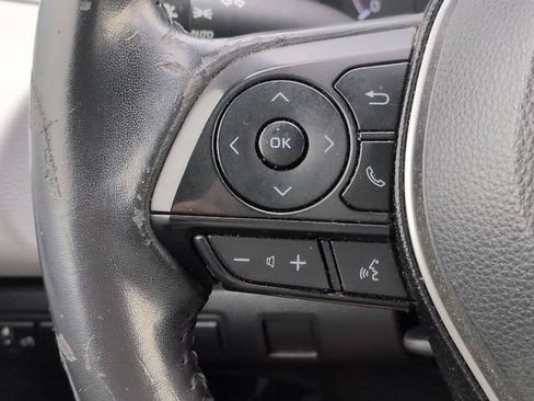 Used 2020 Toyota Corolla SE FWD image 22