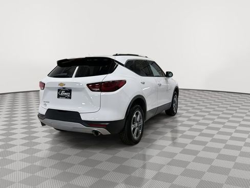 Used 2024 Chevrolet Blazer LT w/ Convenience Package image 10