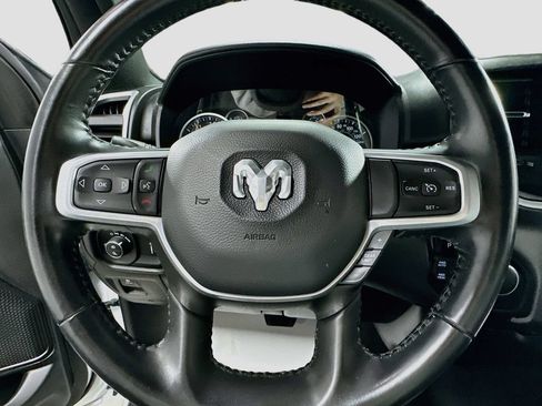 Used 2022 RAM 1500 Big Horn AWD/4WD image 11