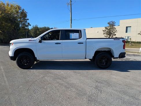 Certified 2022 Chevrolet Silverado 1500 LT Trail Boss w/ Convenience Package II image 4