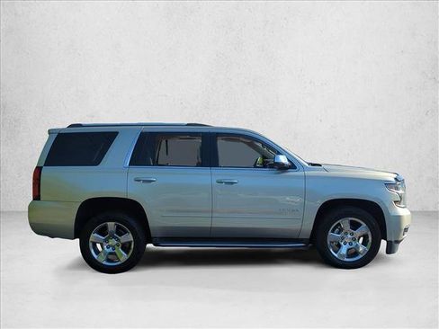 Used 2017 Chevrolet Tahoe Premier AWD/4WD image 4