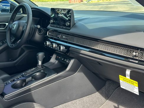 Used 2026 Honda Civic Sport image 23