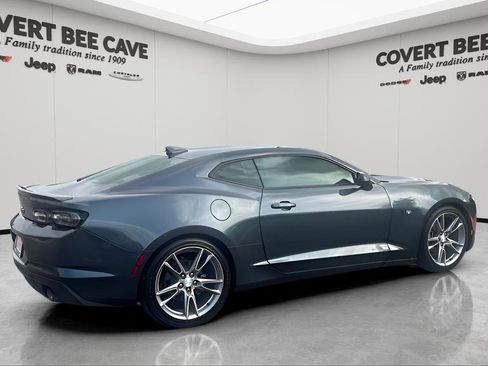 Used 2022 Chevrolet Camaro LT w/ RS Package image 10