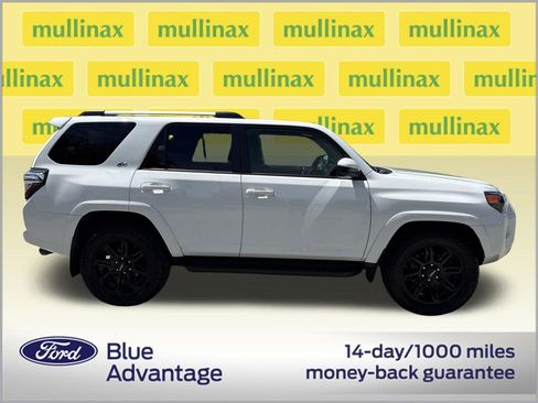 Used 2024 Toyota 4Runner SR5 RWD image 2