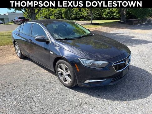 Used 2019 Buick Regal Preferred FWD image 1