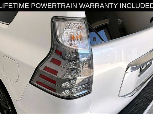Used 2023 Lexus GX 460 Premium AWD/4WD image 40