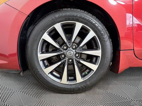 Used 2016 Nissan Altima 2.5 SL w/ Moonroof Package FWD image 31