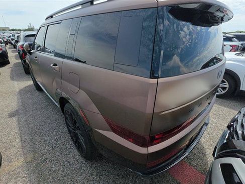 Used 2024 Hyundai Santa Fe Calligraphy FWD image 4