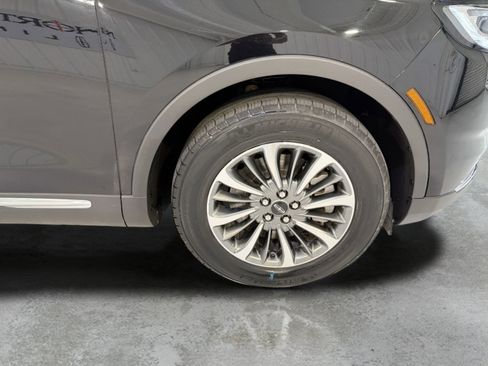 Used 2023 Lincoln Nautilus FWD w/ Premium Package image 29