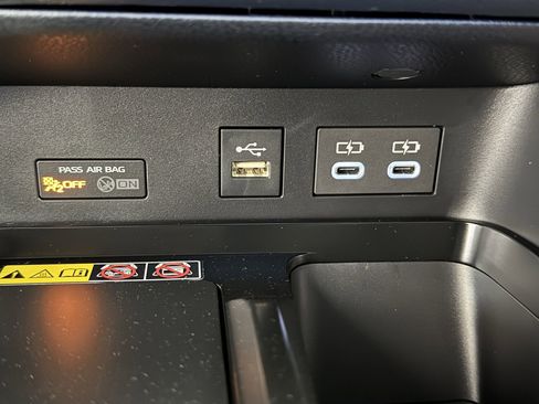 New 2026 Toyota Camry SE image 3