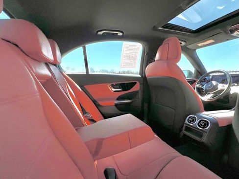 Certified 2022 Mercedes-Benz C 300 4MATIC Sedan image 18
