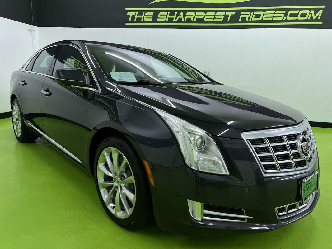 Used 2013 Cadillac XTS Luxury w/ Driver Awareness Package FWD image 2