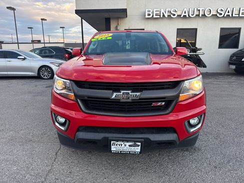 Used 2018 Chevrolet Colorado Z71 image 3