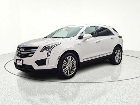 Used 2019 Cadillac XT5 Premium Luxury image 4
