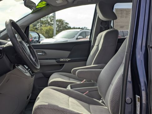 Used 2016 Honda Odyssey EX image 21