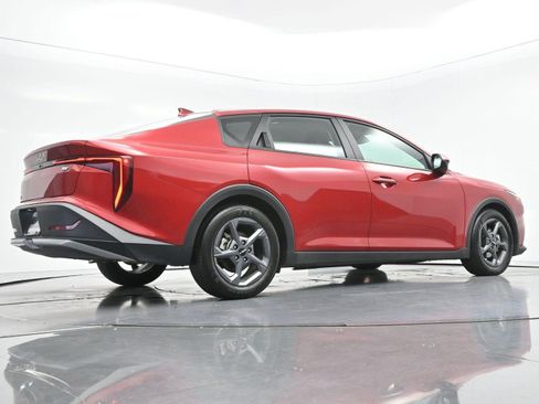 Used 2025 Kia K4 FWD image 46