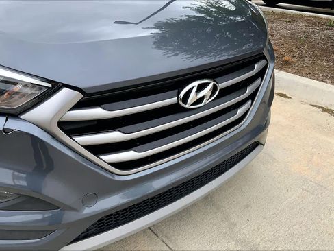 Used 2018 Hyundai Tucson Sport w/ Cargo Package image 32