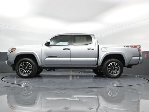 Certified 2023 Toyota Tacoma TRD Sport image 33