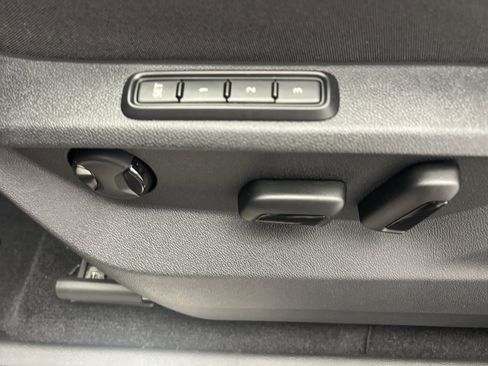 New 2026 Volkswagen Atlas Cross Sport SEL R-Line image 16