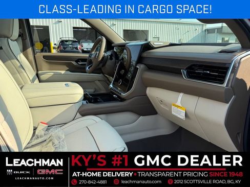 New 2026 GMC Yukon XL Denali w/ Denali Reserve Package AWD/4WD image 31