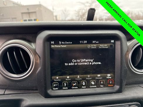 Used 2019 Jeep Wrangler Unlimited Sahara image 23