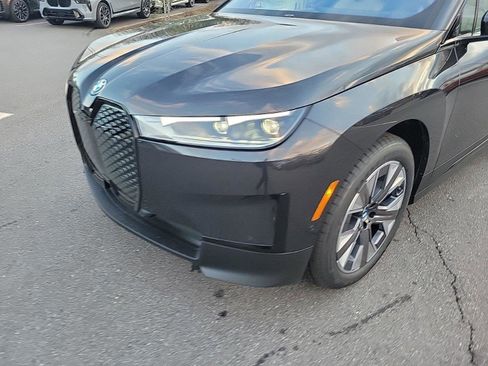 Used 2025 BMW iX xDrive50 w/ Convenience Package image 11