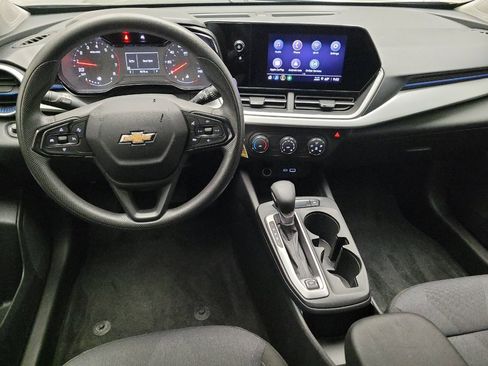 Used 2024 Chevrolet Trax LS FWD image 22