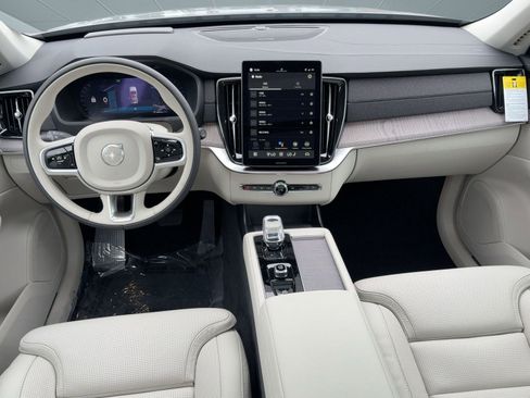 New 2026 Volvo XC90 B6 Ultra image 25