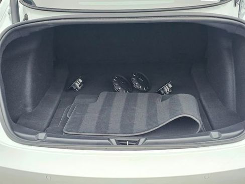 Used 2022 Tesla Model 3 Performance image 11