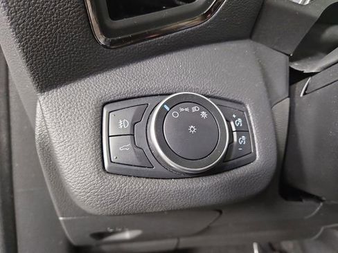 Used 2018 Ford Escape Titanium image 28