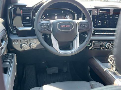 New 2026 GMC Sierra 1500 SLT w/ SLT Premium Plus Package AWD/4WD image 13