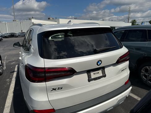 Used 2023 BMW X5 xDrive40i w/ Premium Package AWD/4WD image 6