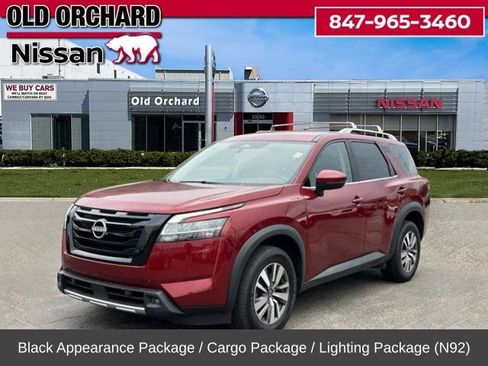 Used 2023 Nissan Pathfinder SL w/ Lighting Package (N92) image 1