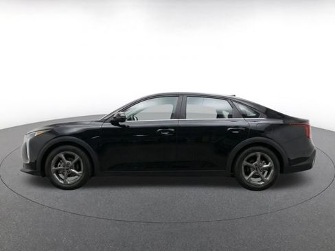 Used 2026 Kia K4 FWD image 4