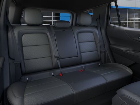 New 2026 Chevrolet Equinox LT FWD image 17