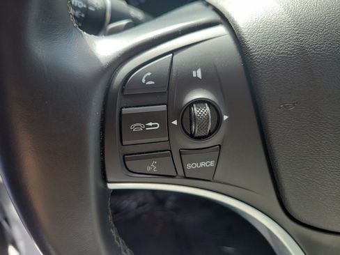Used 2020 Acura MDX FWD image 29