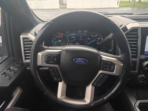 Used 2021 Ford F250 Platinum w/ FX4 Off-Road Package AWD/4WD image 18