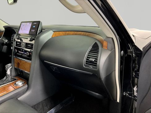 Certified 2024 Nissan Armada SL w/ Captain's Chairs Package AWD/4WD image 27