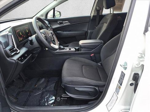 Used 2023 Kia Sportage LX FWD image 15